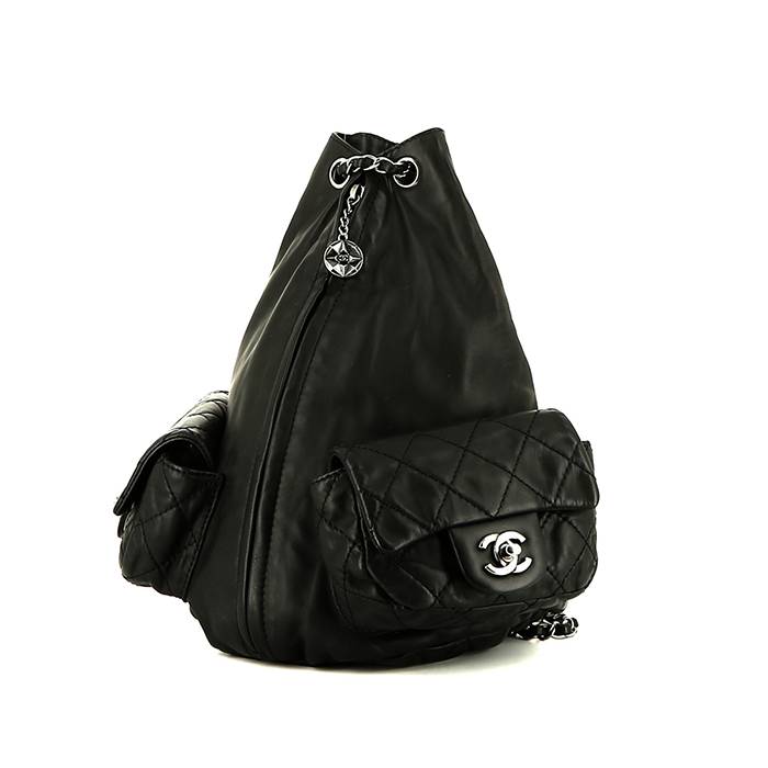 Chanel   backpack  in black leather - 00pp