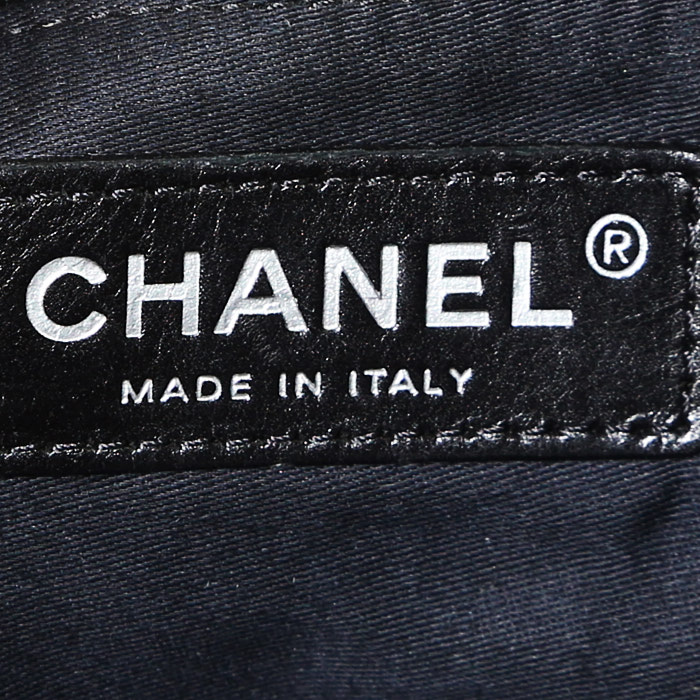 Sac à dos Chanel   en cuir noir - Detail D3