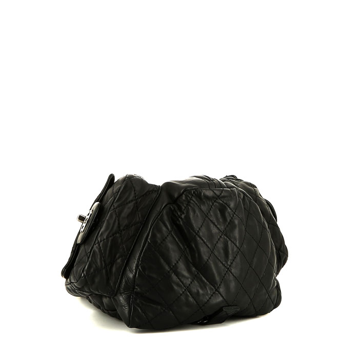 Chanel   backpack  in black leather - Detail D4