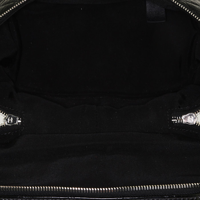 Chanel  Sac à dos backpack  in black leather  and transparent plastic - Detail D2