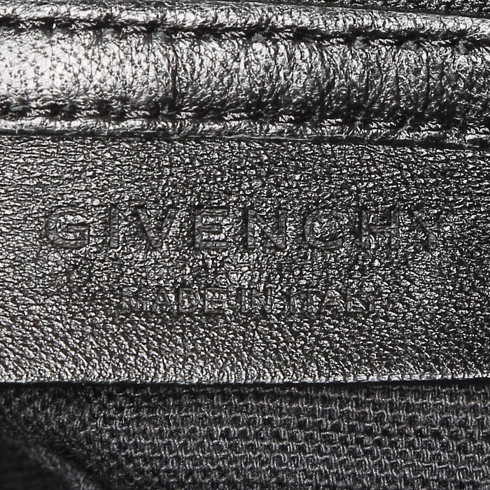 Borsa a tracolla Givenchy  Pandora in pelle martellata nera - Detail D4