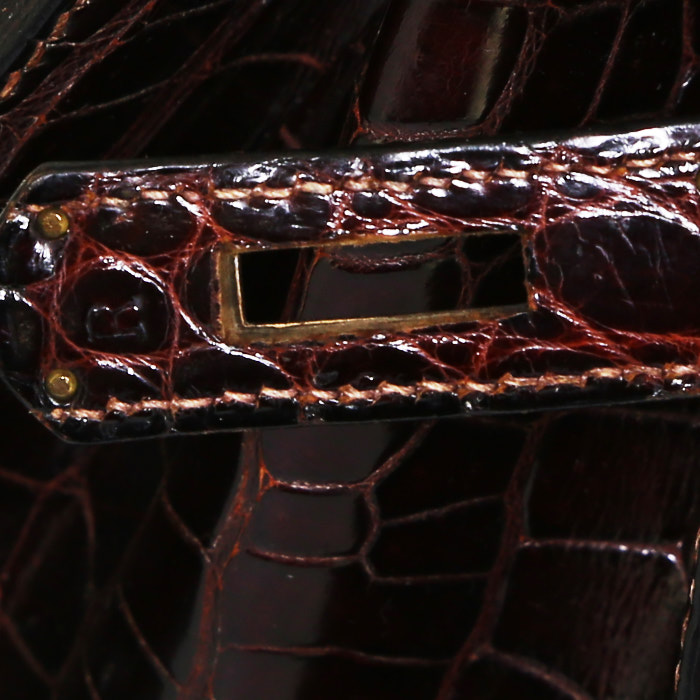 Bolso de mano Hermès  Kelly 32 cm en cocodrilo marrón - Detail D5