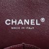 Bolso de mano Chanel  Timeless Maxi Jumbo en cuero acolchado negro - Detail D4 thumbnail