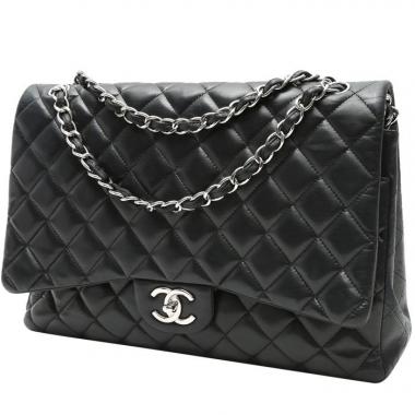 Borsa Chanel  Timeless Maxi Jumbo in pelle trapuntata nera