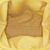 Bottega Veneta  The Pouch handbag/clutch  in yellow intrecciato leather - Detail D2 thumbnail