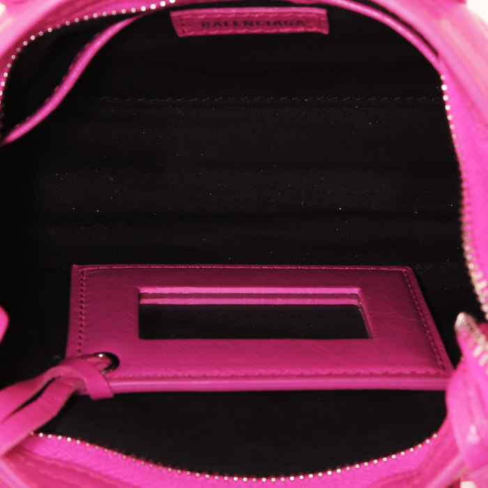 Balenciaga  City small  handbag  in pink leather - Detail D3