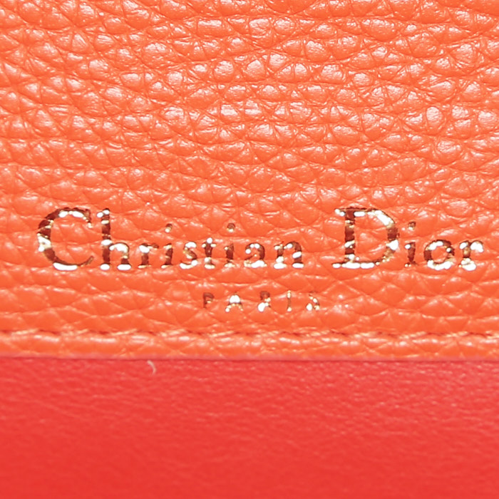 Dior  Open Bar shopping bag  in orange grained leather - Detail D3