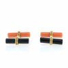 Fred  pair of cufflinks in yellow gold, onyx and coral - 360 thumbnail