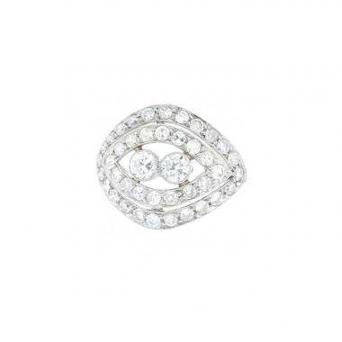 Vintage  ring in platinium and diamonds