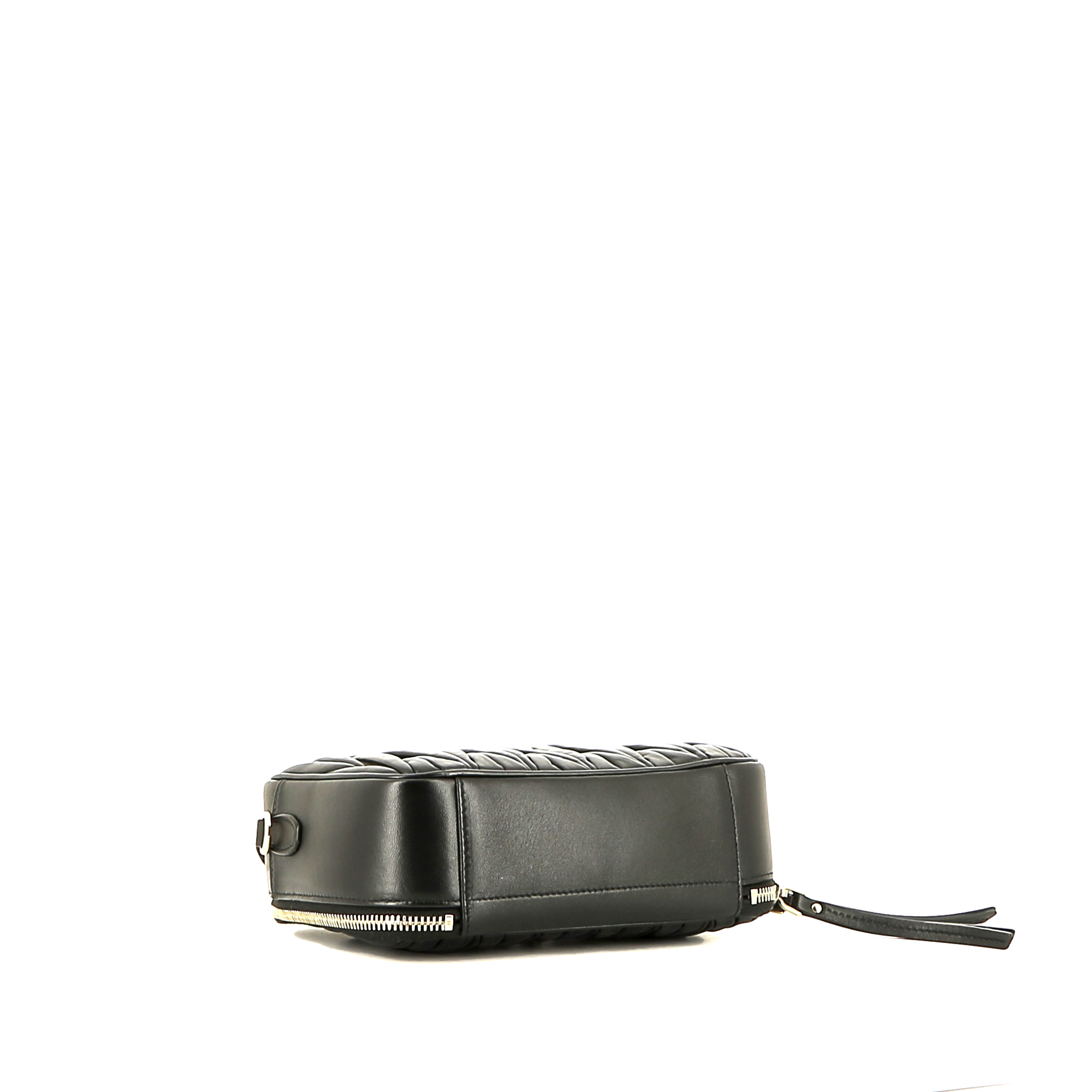 Miu Miu   shoulder bag  in black quilted leather - Detail D5