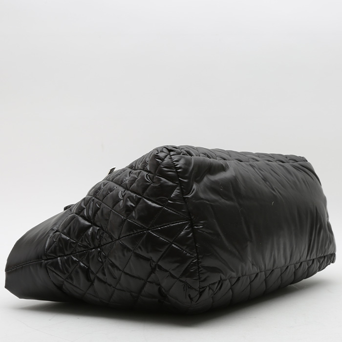 Shopping bag Chanel Coco Cocoon in tela trapuntata nera - Detail D4
