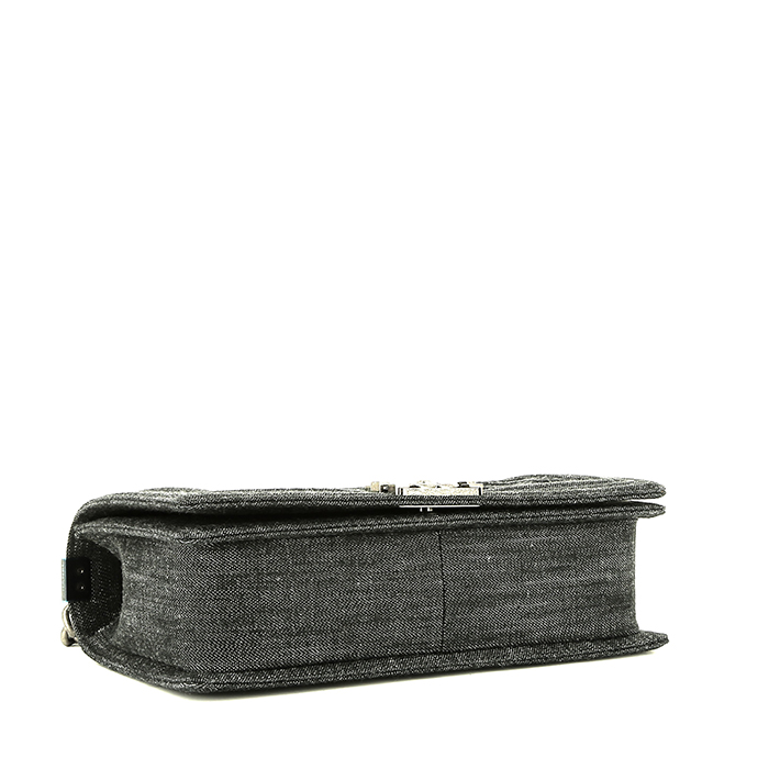 Sac bandoulière Chanel  Boy en toile denim noire - Detail D5