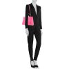 Hermès  Kelly 35 cm handbag  in pink epsom leather - Detail D1 thumbnail