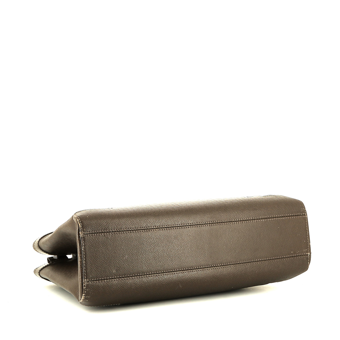 Louis Vuitton  Kazbek handbag  in brown taiga leather - Detail D4