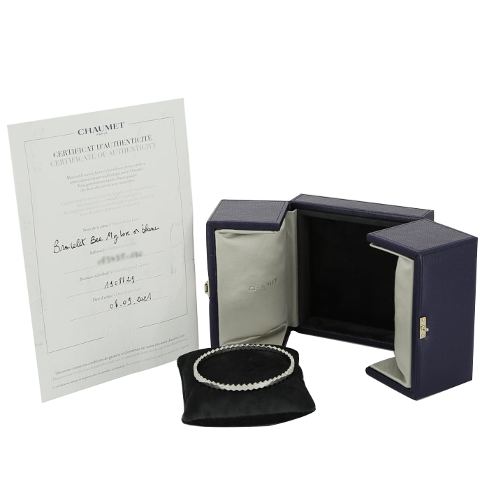 Brazalete que se puede abrir Chaumet Bee my Love de oro blanco