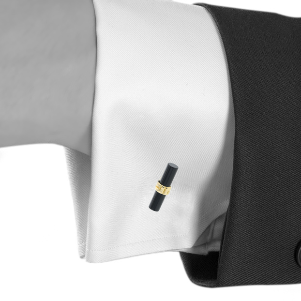 Paire de boutons de manchette Boucheron  en or jaune et onyx - Detail D1