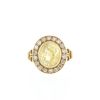Anello Vintage  in oro giallo, zaffiro giallo e diamanti - 360 thumbnail