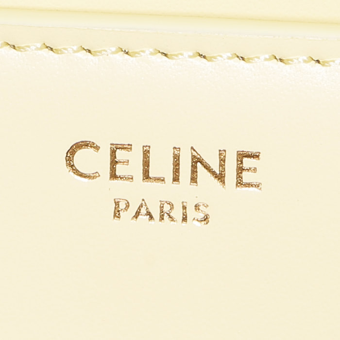 Sac bandoulière Celine  16 en cuir jaune - Detail D4