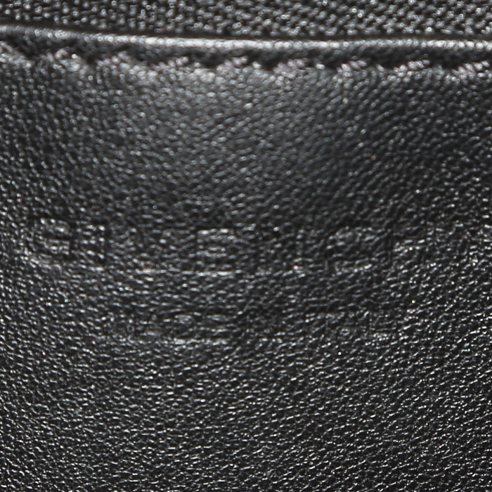 Givenchy   shoulder bag  in black leather - Detail D3