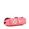 Chanel  Timeless handbag  in pink patent quilted leather - Detail D5 thumbnail