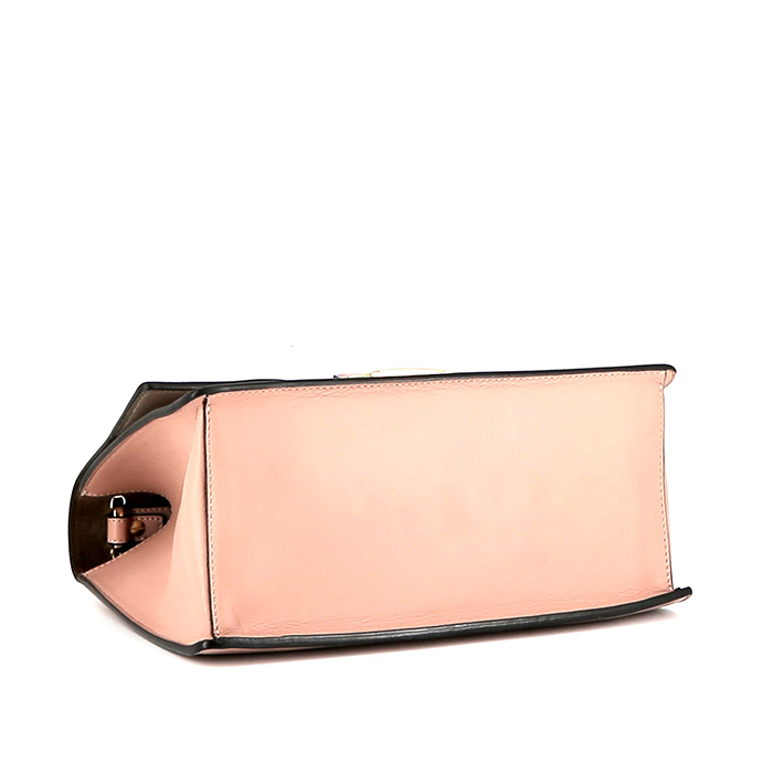 Sac bandoulière Fendi  Kan U en cuir rose - Detail D5