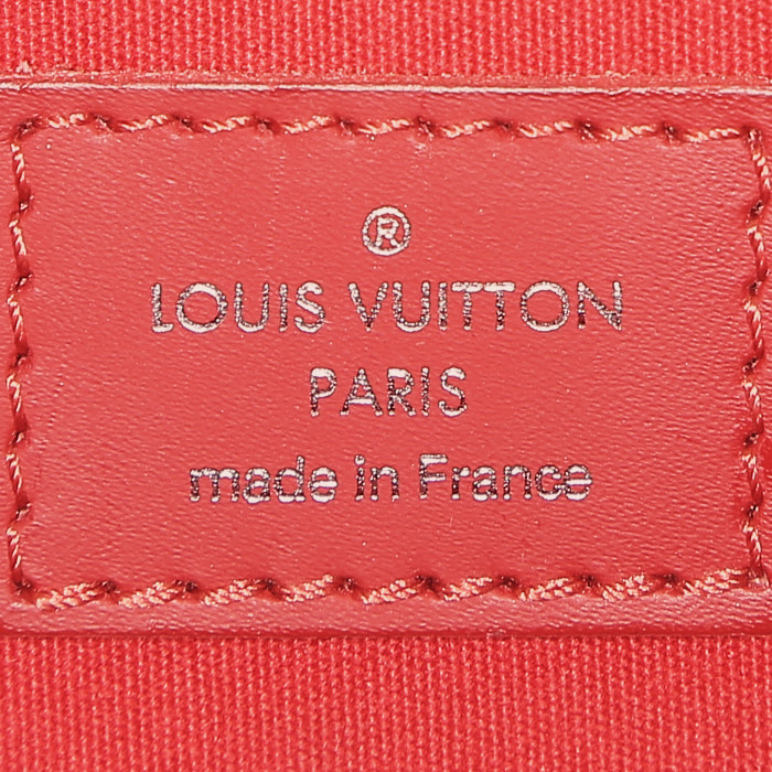 Bolso para llevar al hombro o en la mano Louis Vuitton  Ségur en cuero Epi rojo - Detail D3