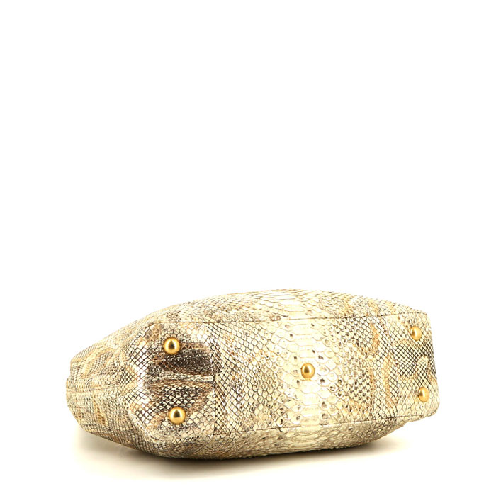 Bolso de mano Chanel   en piel de pitón beige - Detail D4