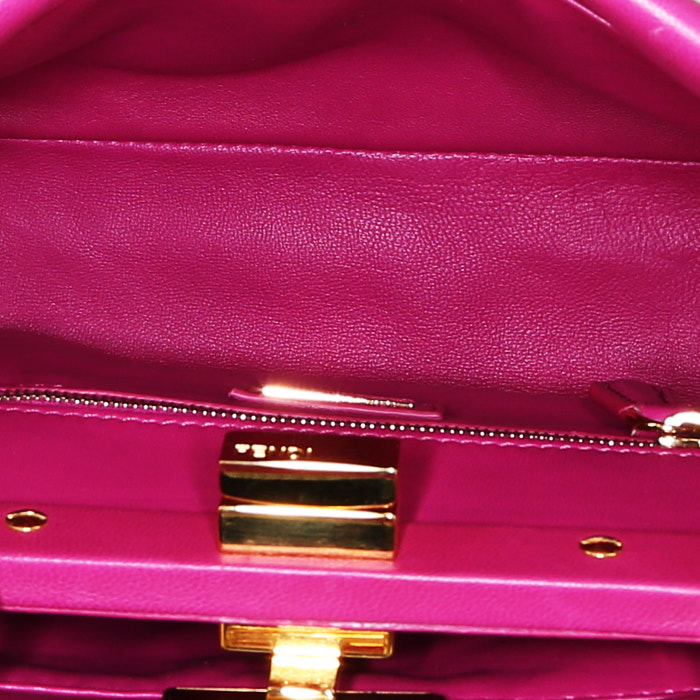 Borsa a tracolla Fendi  Mini Peekaboo in pelle rosa - Detail D3