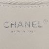 Chanel   handbag  in grey leather - Detail D3 thumbnail