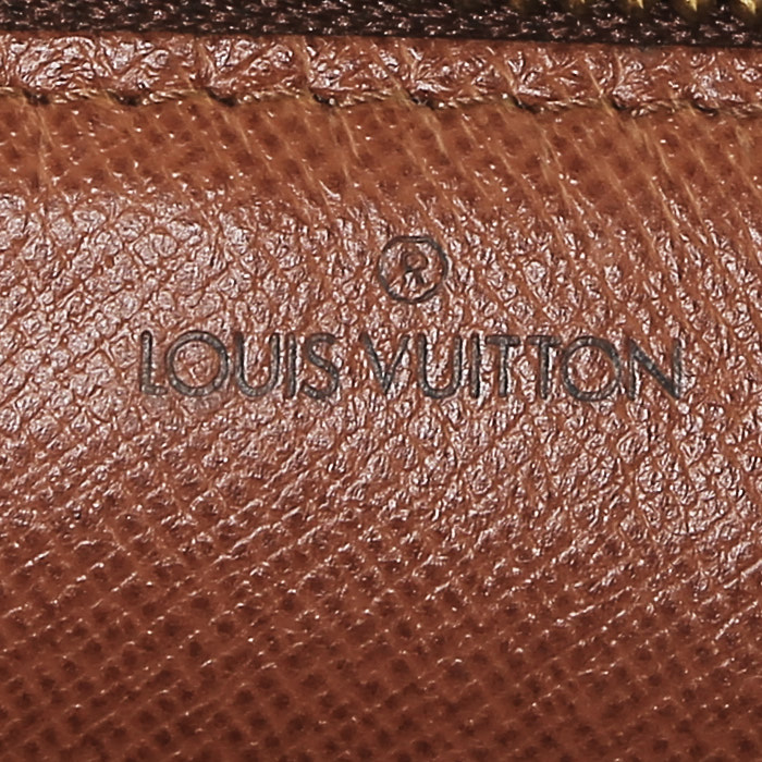 Bolso bandolera Louis Vuitton   en lona Monogram marrón y cuero marrón - Detail D3