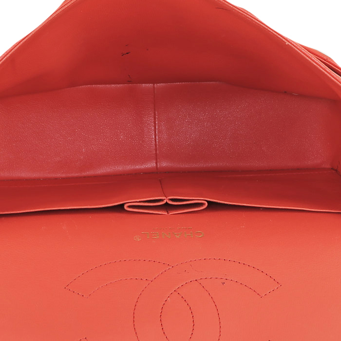 Borsa a tracolla Chanel  Timeless Jumbo in pelle trapuntata rossa - Detail D3