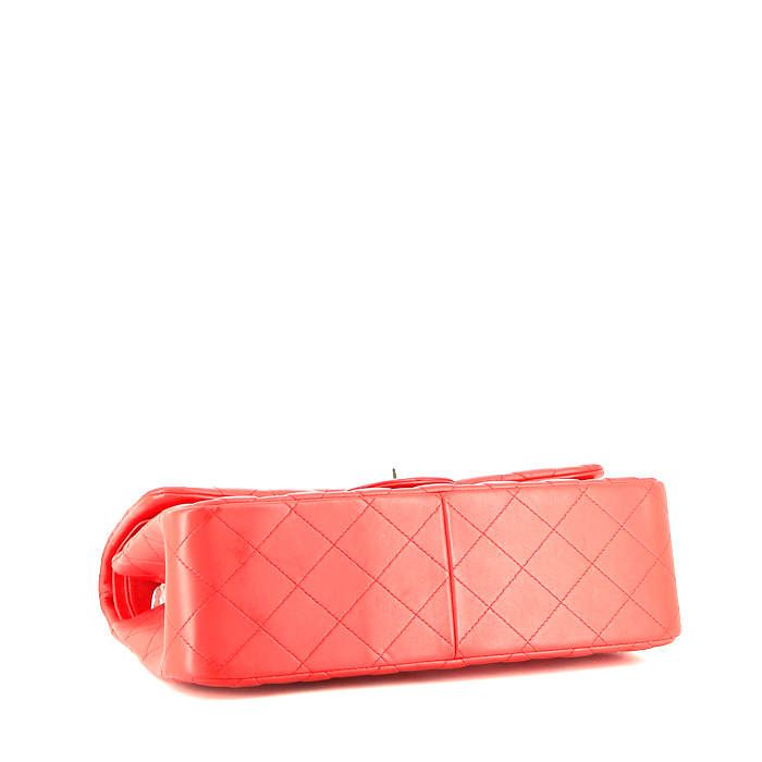 Borsa a tracolla Chanel  Timeless Jumbo in pelle trapuntata rossa - Detail D5