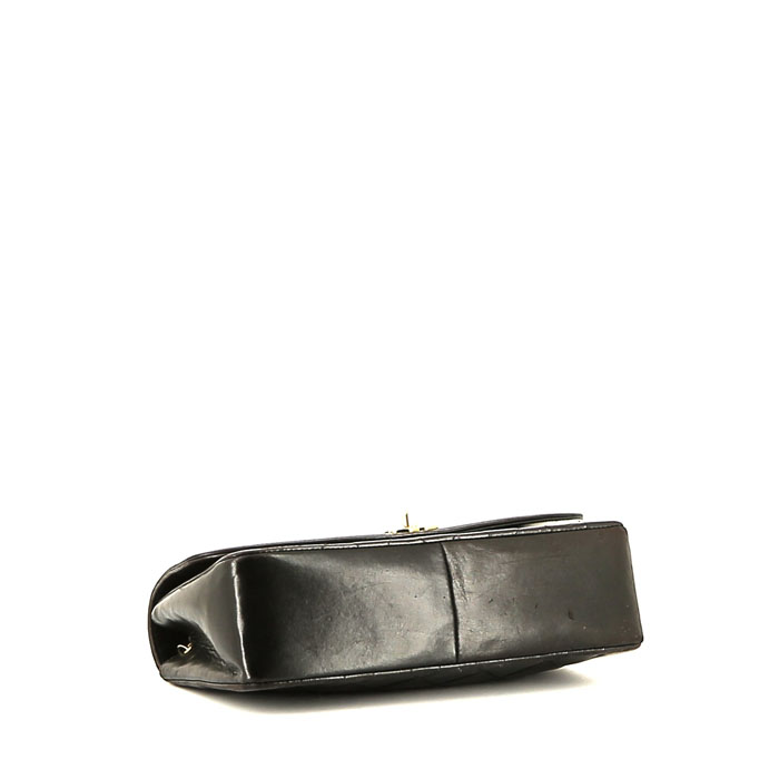 Chanel  Vintage Diana shoulder bag  in black quilted leather - Detail D4