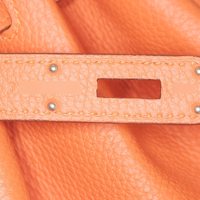 Hermès  Birkin 35 cm handbag  in orange togo leather - Detail D4
