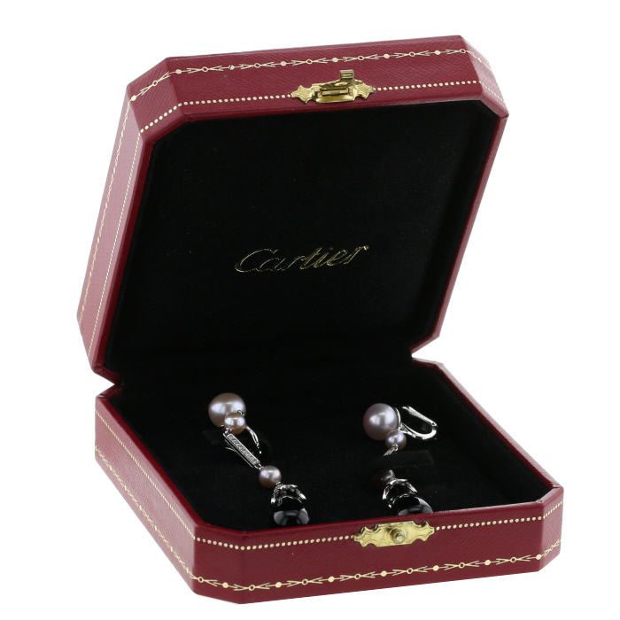 Pendientes colgantes Cartier Monica Bellucci de oro blanco, diamantes y ónix - Detail D2