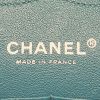 Chanel  Timeless Jumbo shoulder bag  in blue quilted leather - Detail D4 thumbnail