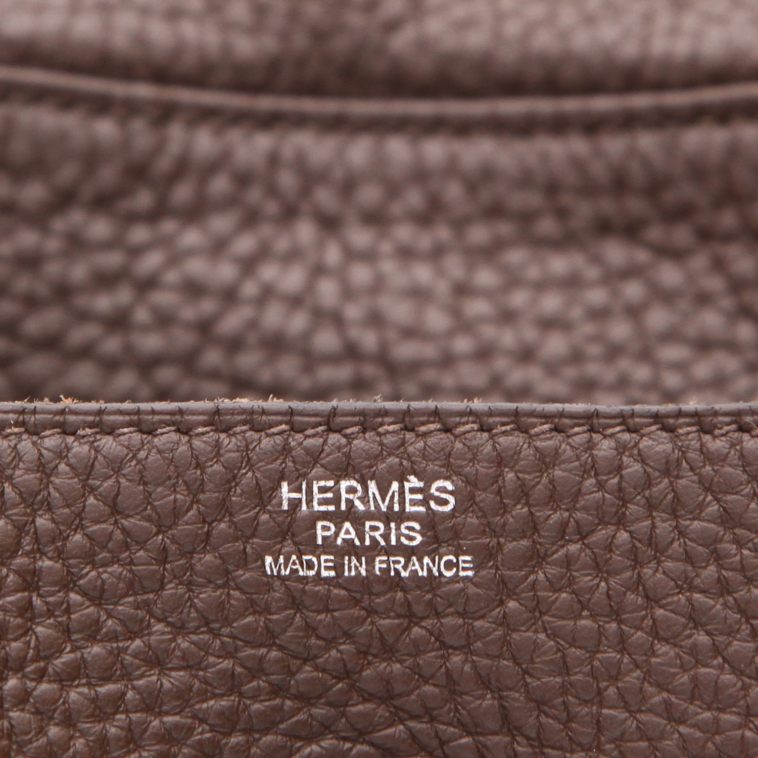 Hermès  Lindy handbag  in brown togo leather - Detail D2