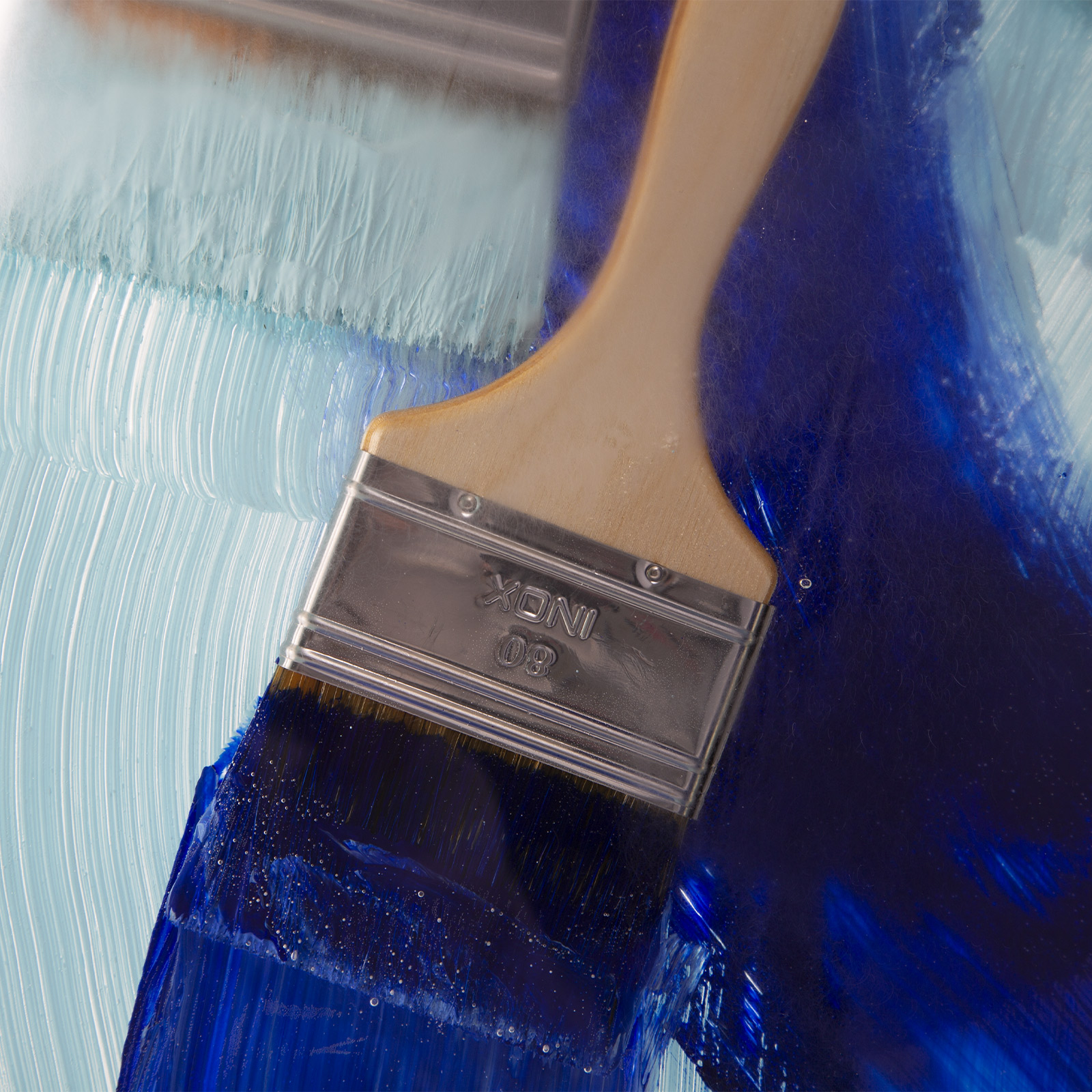 Arman, Untitled, sculpture, inclusion of brushes strokes and blue acrylic paint under polyester resin, signed and numbered, of 1990 - Detail D1