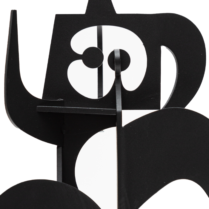 Philippe Hiquily, "Marathonienne", black painted cast metal, signed and numbered, creation of 1981, edition of 2020 - Detail D1