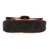 Bolso bandolera Gucci  GG Marmont mini  en cuero acolchado negro beige y color burdeos - Detail D1 thumbnail
