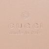 Bolso bandolera Gucci  GG Marmont Camera en cuero acolchado con motivos de espigas beige - Detail D3 thumbnail