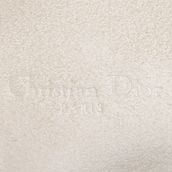 Bolso de mano Dior   en cuero blanco - Detail D3