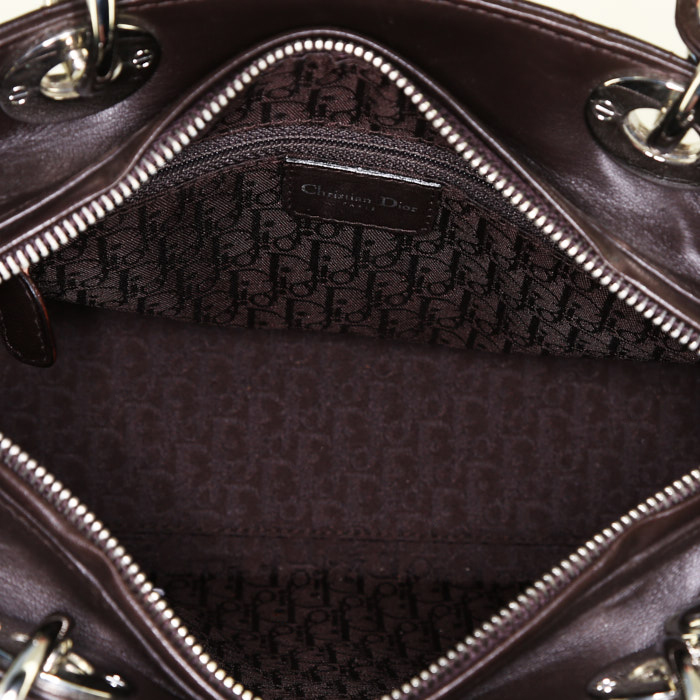 Dior  Lady Dior handbag  in brown leather cannage - Detail D3