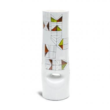 Roger Capron, Vase "percé", en faïence stannifère émaillée et gravée, signé, des années 1950