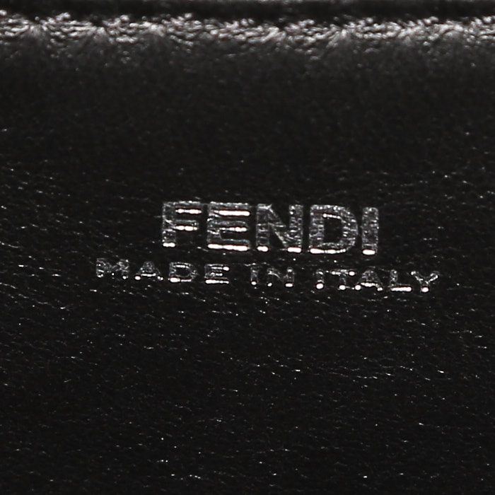 Sac bandoulière Fendi  Dotcom en cuir noir - Detail D4