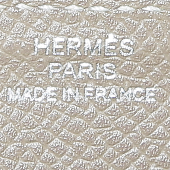 Portafogli Hermès  Azap in pelle Epsom etoupe - Detail D3