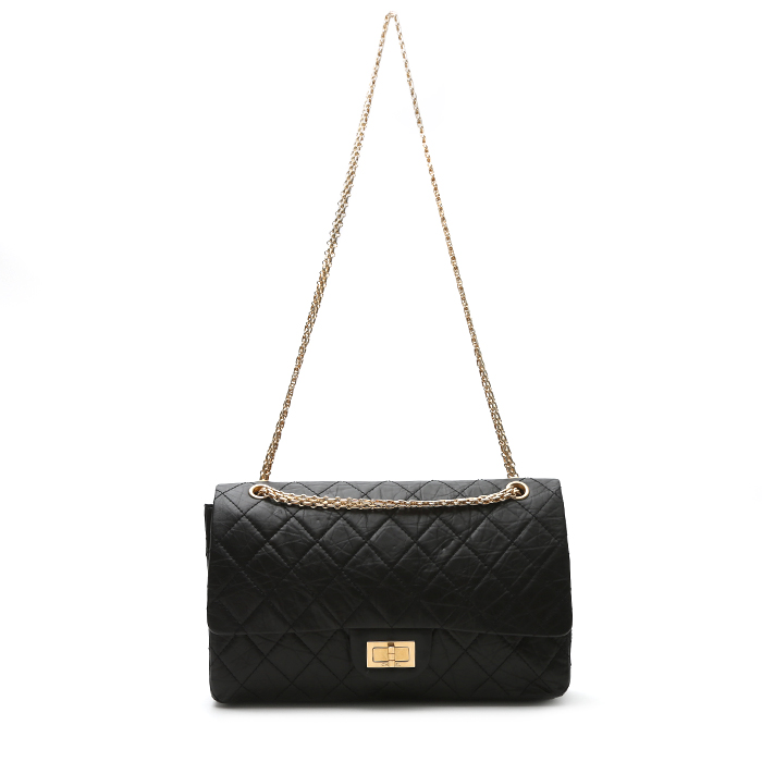 Chanel  Chanel 2.55 shoulder bag  in black quilted leather - Detail D2