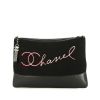Bolsito de mano Chanel  Editions Limitées en fieltro negro y cuero negro - 360 thumbnail