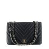 Bolso de mano Chanel  Mademoiselle en cuero acolchado con motivos de espigas azul marino - 360 thumbnail