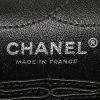 Chanel  Chanel 2.55 handbag  in black quilted leather - Detail D4 thumbnail